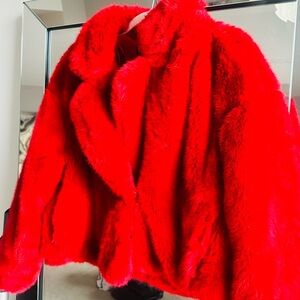 Red crop faux Fur Zara
